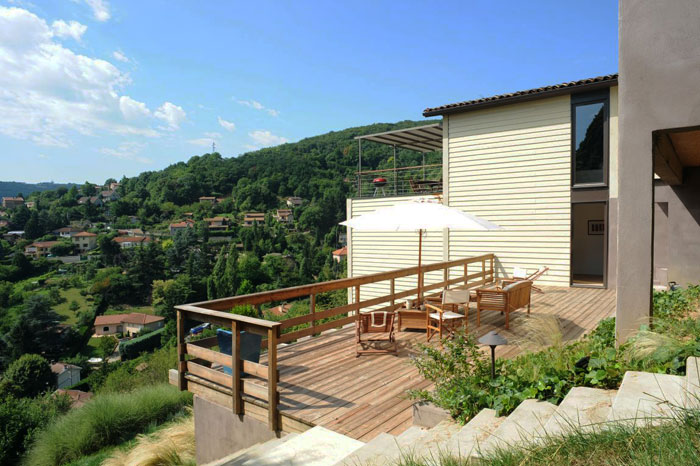 Garden, terrace, swimming pool and exterior